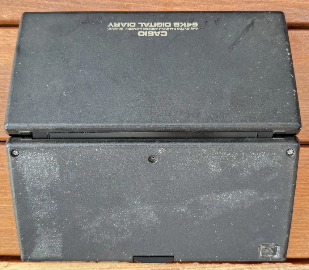 Casio SF-8000 (Digital Diary) - back view